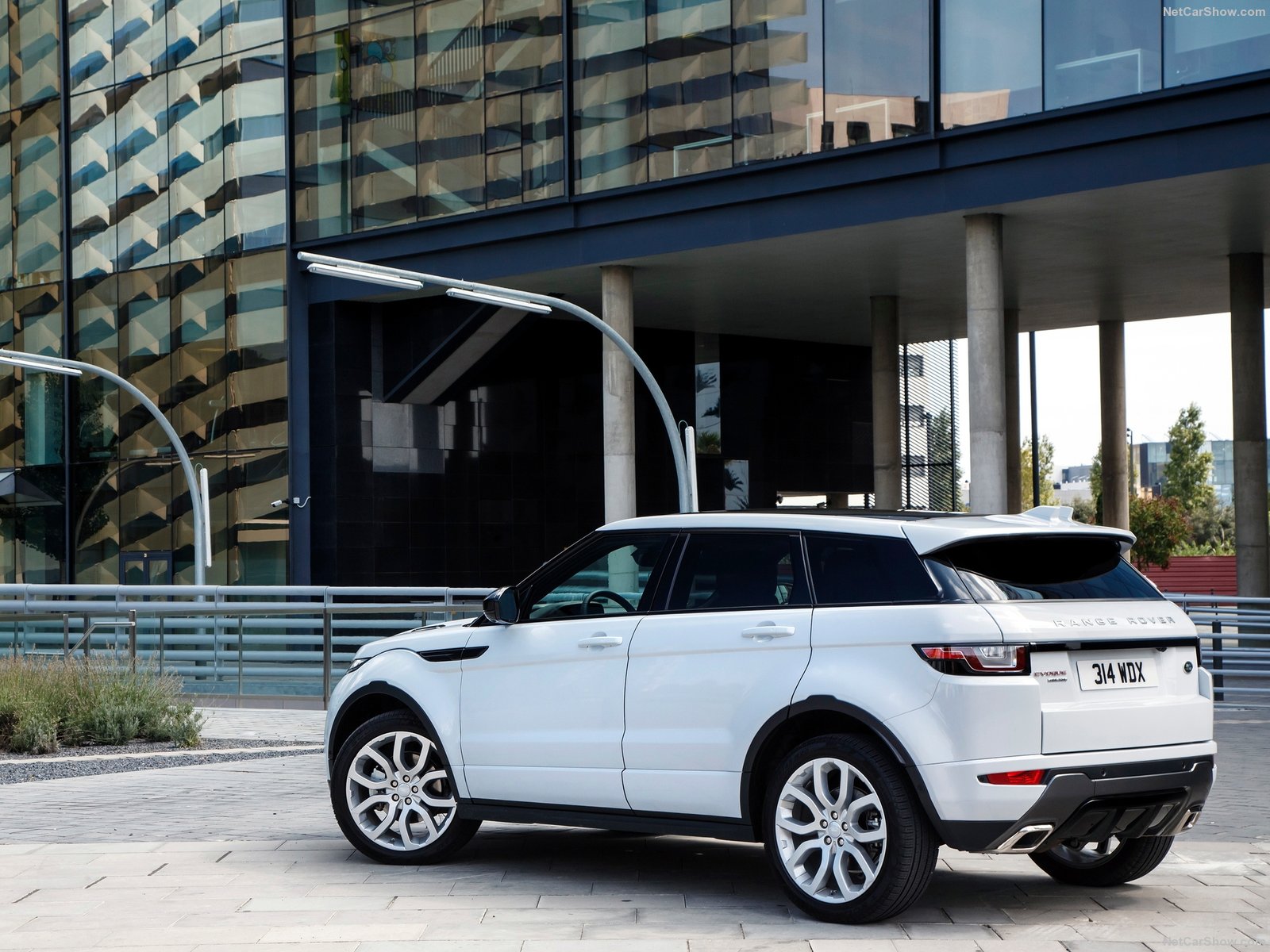 Land Rover Range Rover Evoque 2016 1600 2b