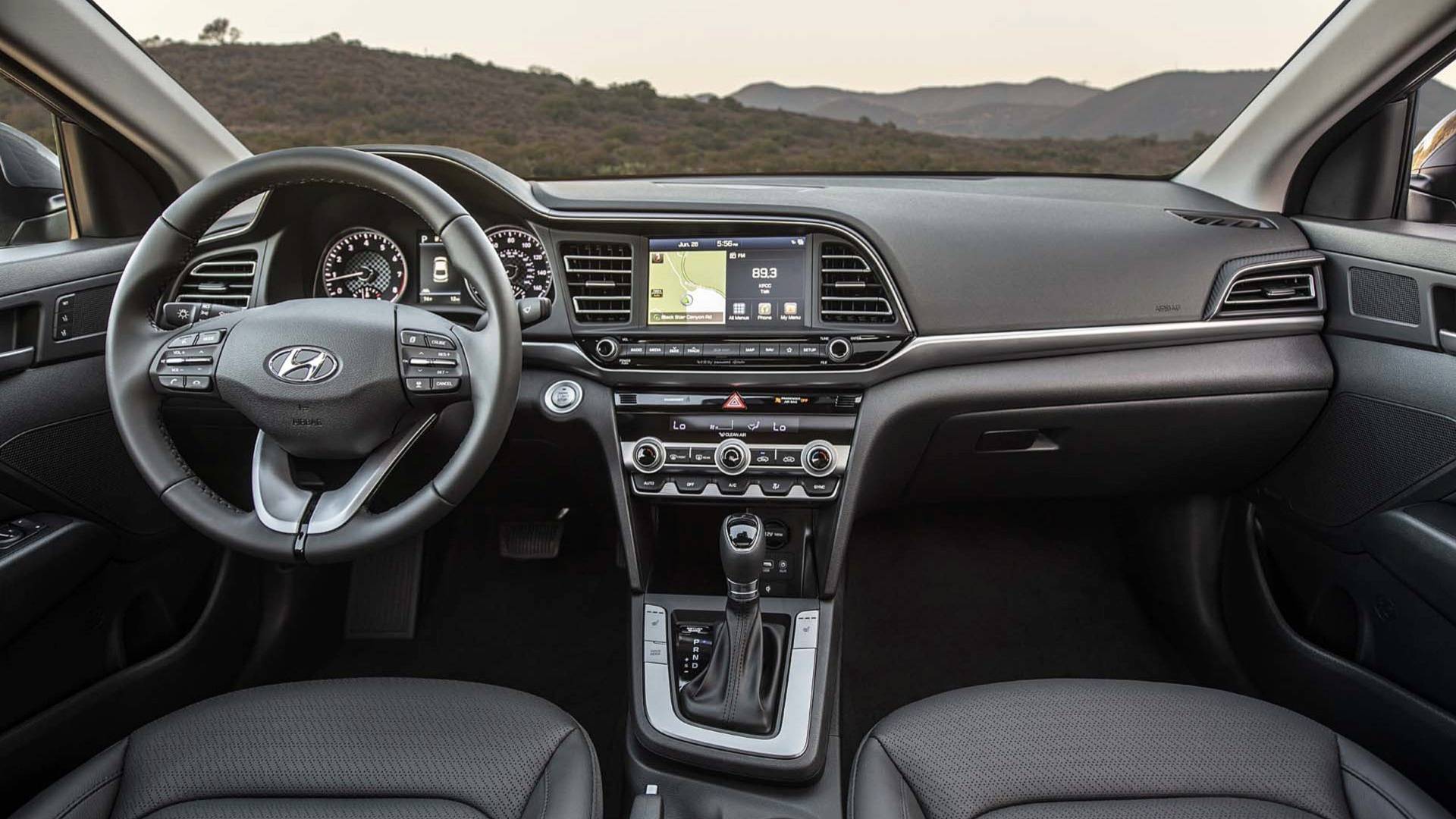 2019 Hyundai Elantra 2