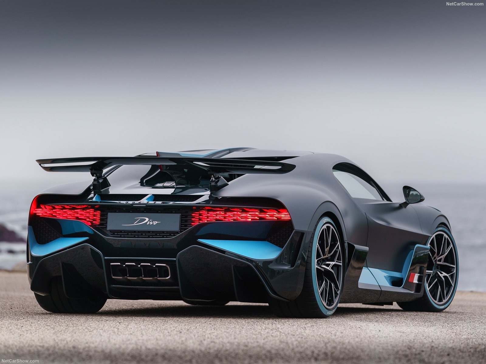 Bugatti Divo 2019