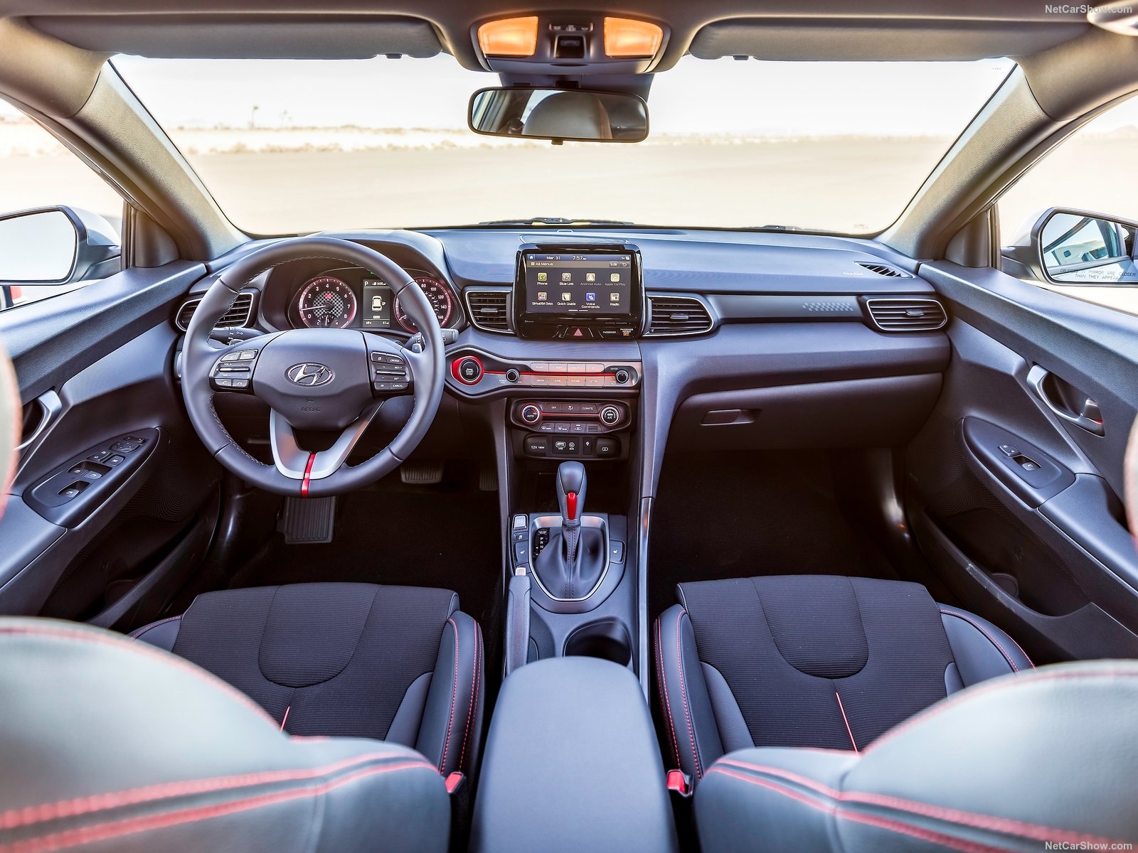 Hyundai Veloster 2019