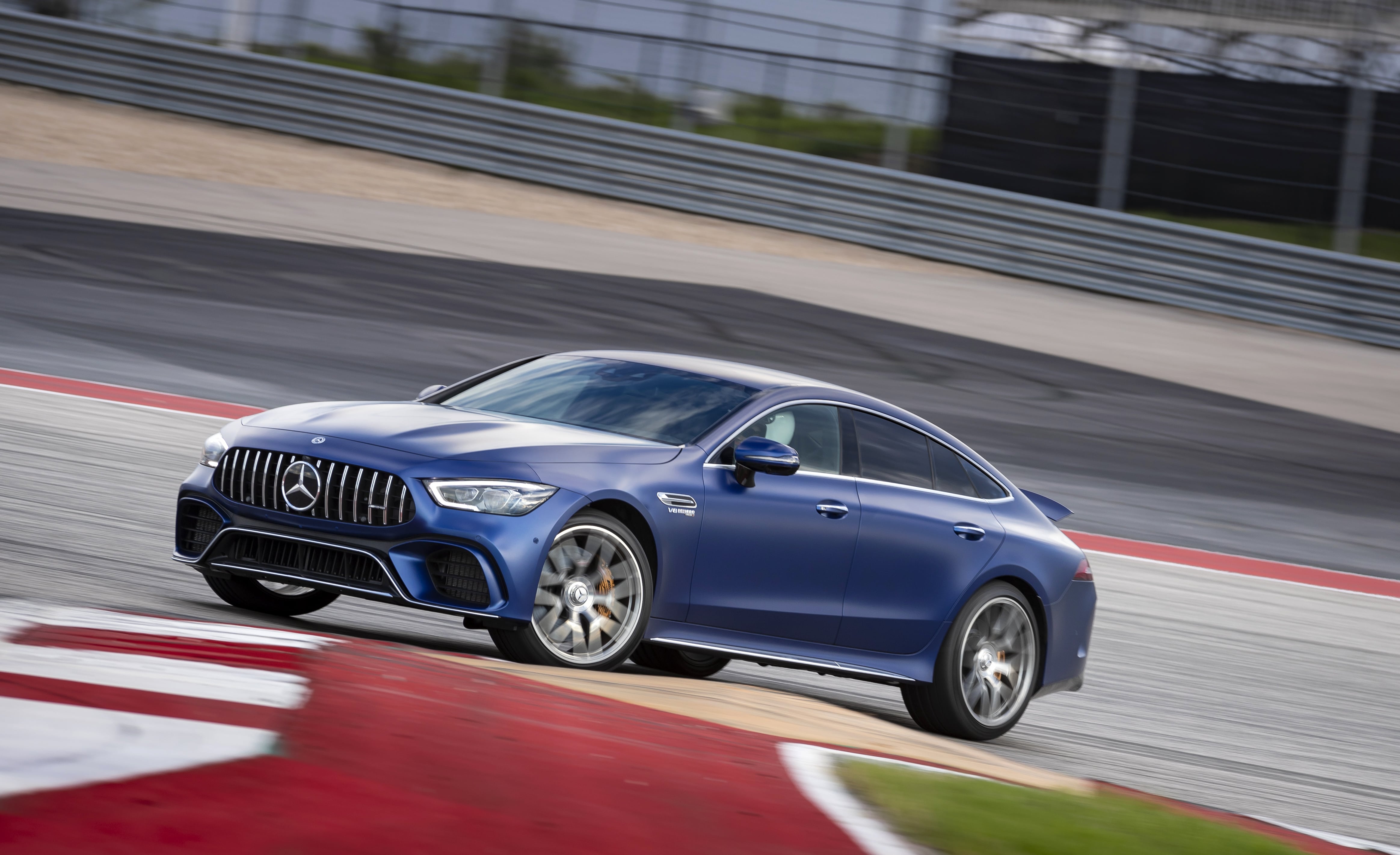 Mercedes-AMG GT 63S