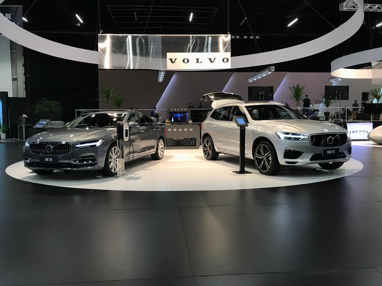 S90 T8 e XC60 T8
