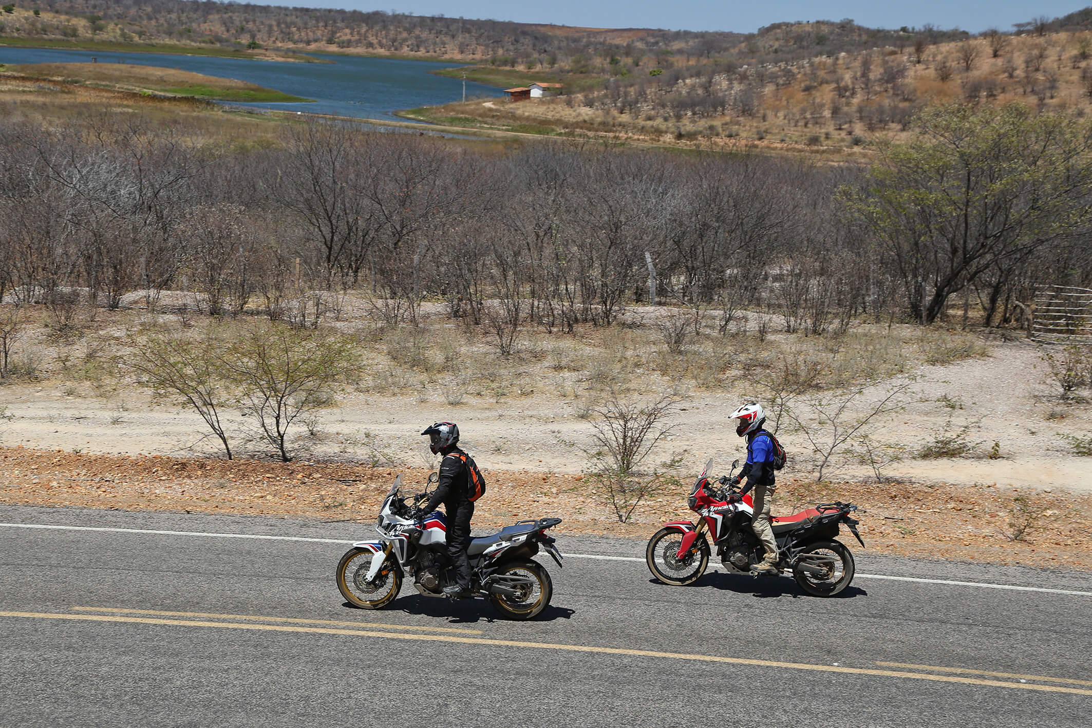 636mototeste Honda Africa Twin 16