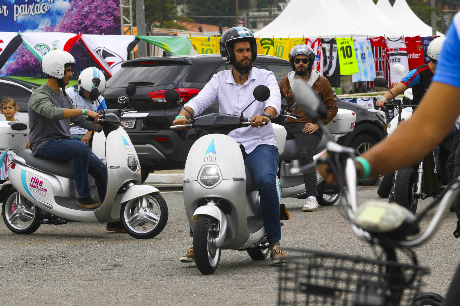 Como usar o scooter por aplicativo em São Paulo