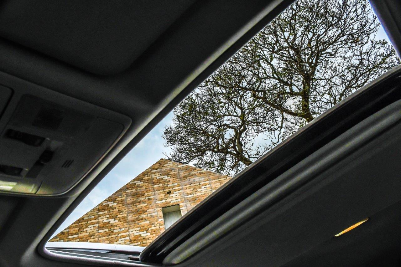 Toyota RAV4 Top