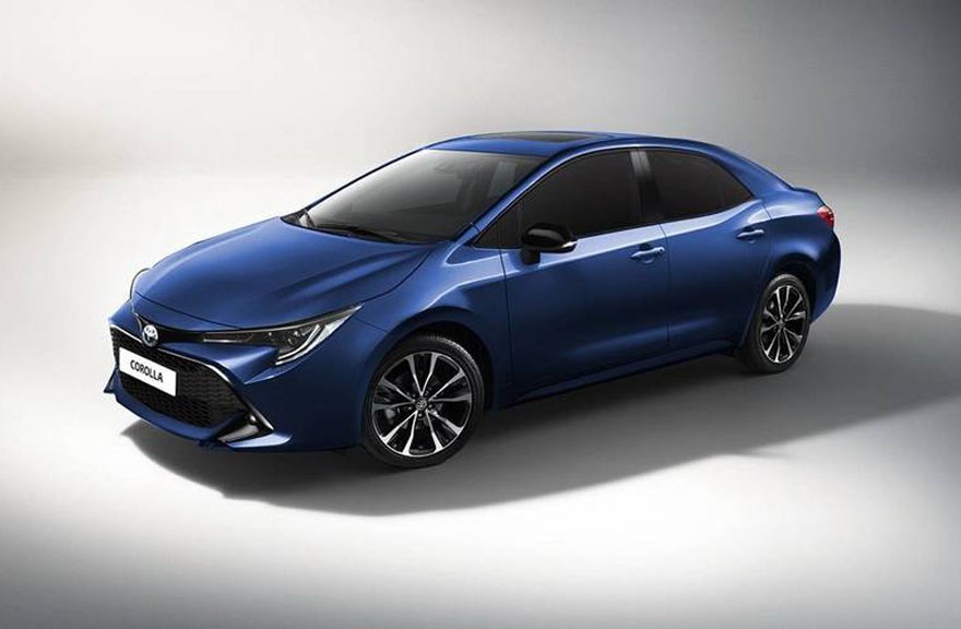 Projeçao antecipa linhas do futuro Corolla