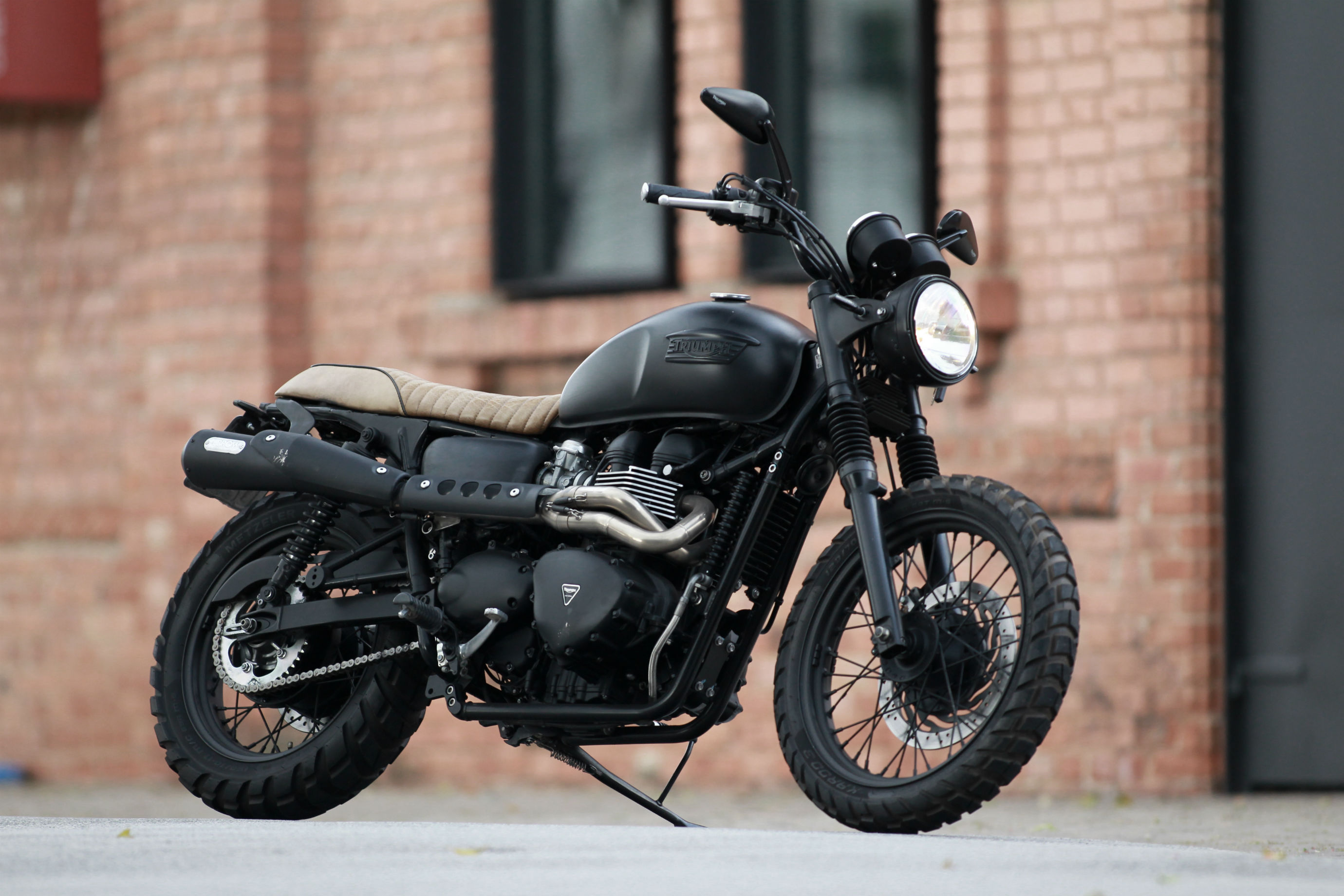Triumph Bonneville Black Jungle