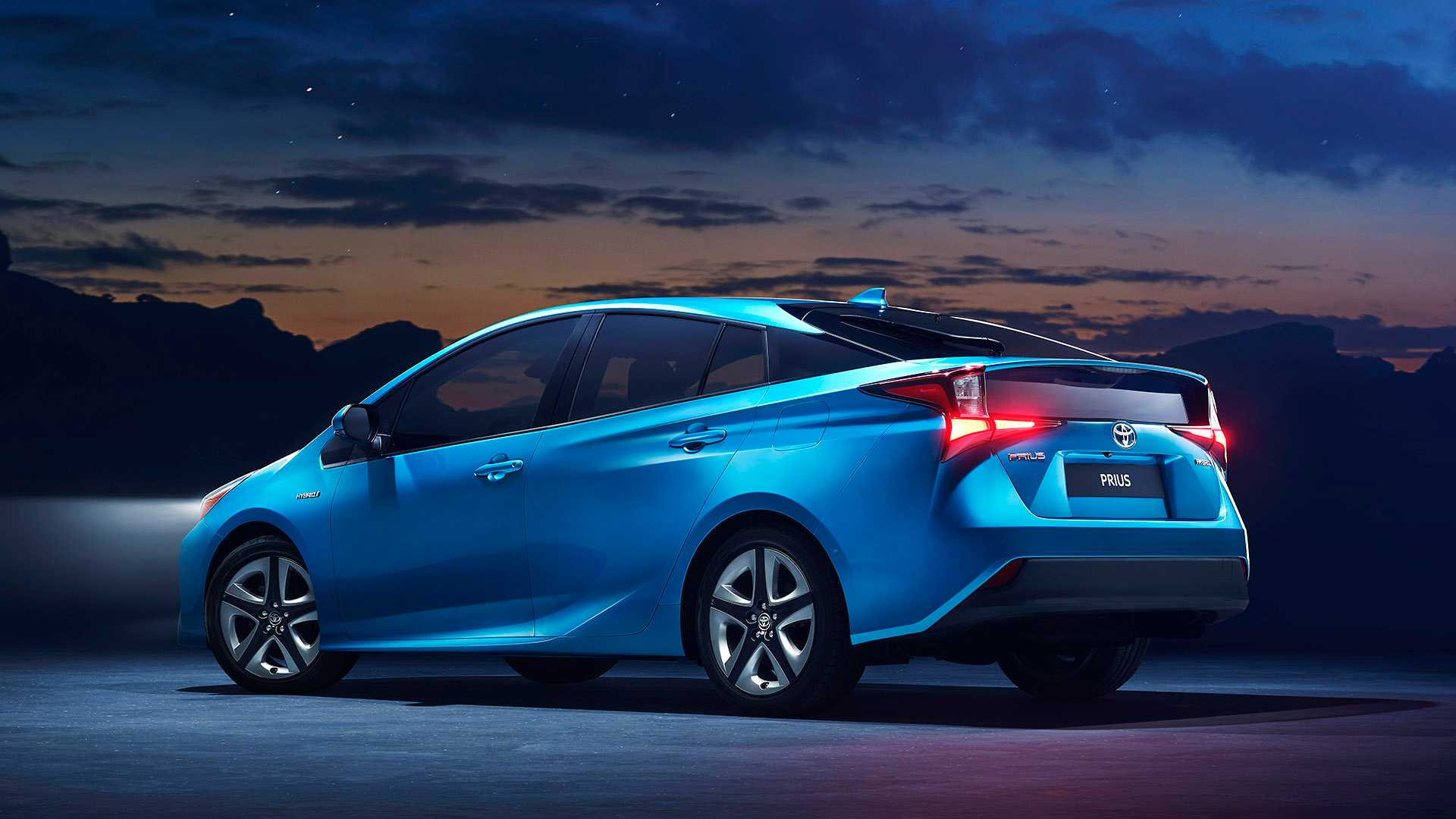 2019 Toyota Prius 1