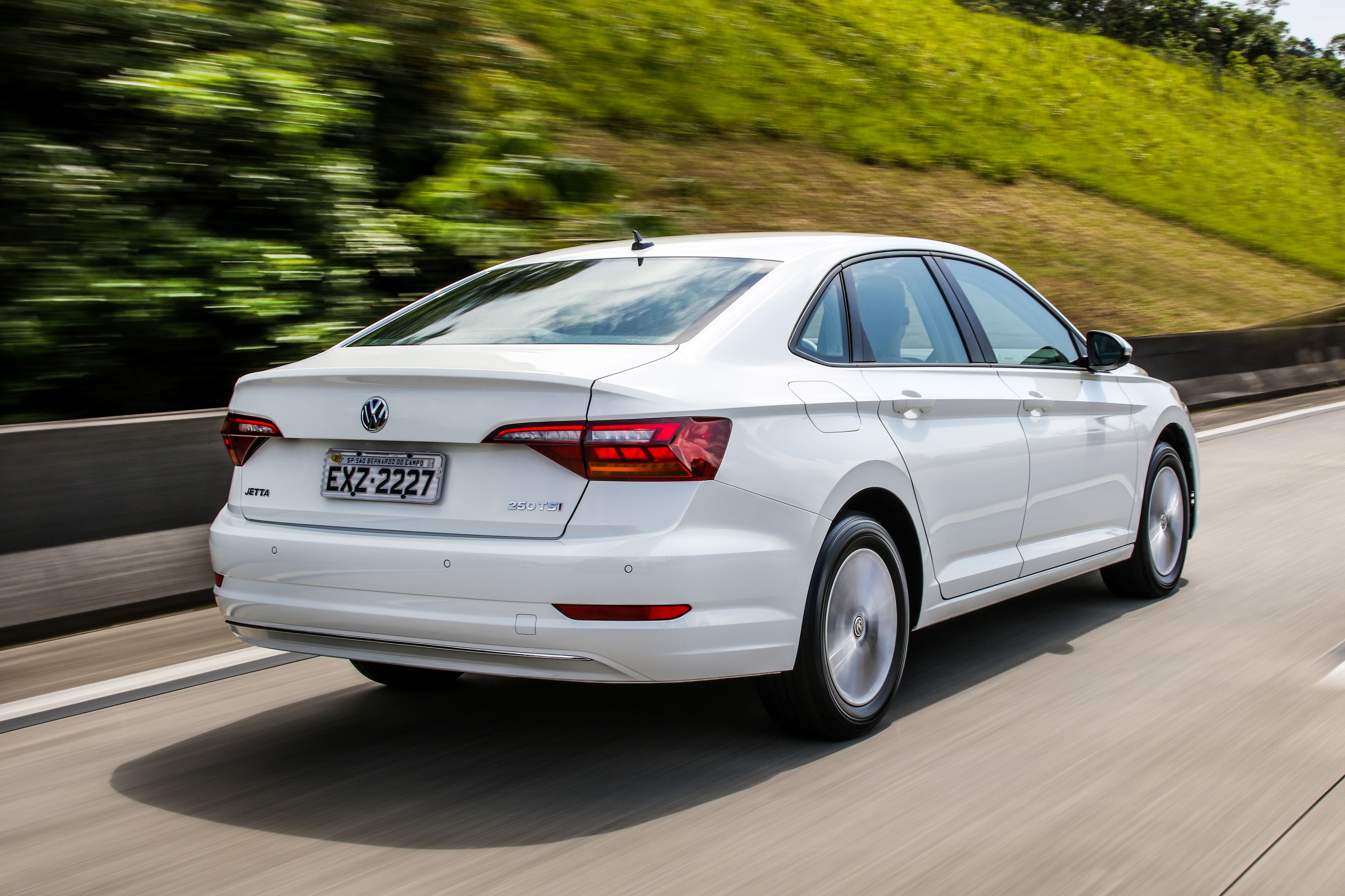 Volkswagen Jetta 250 TSI