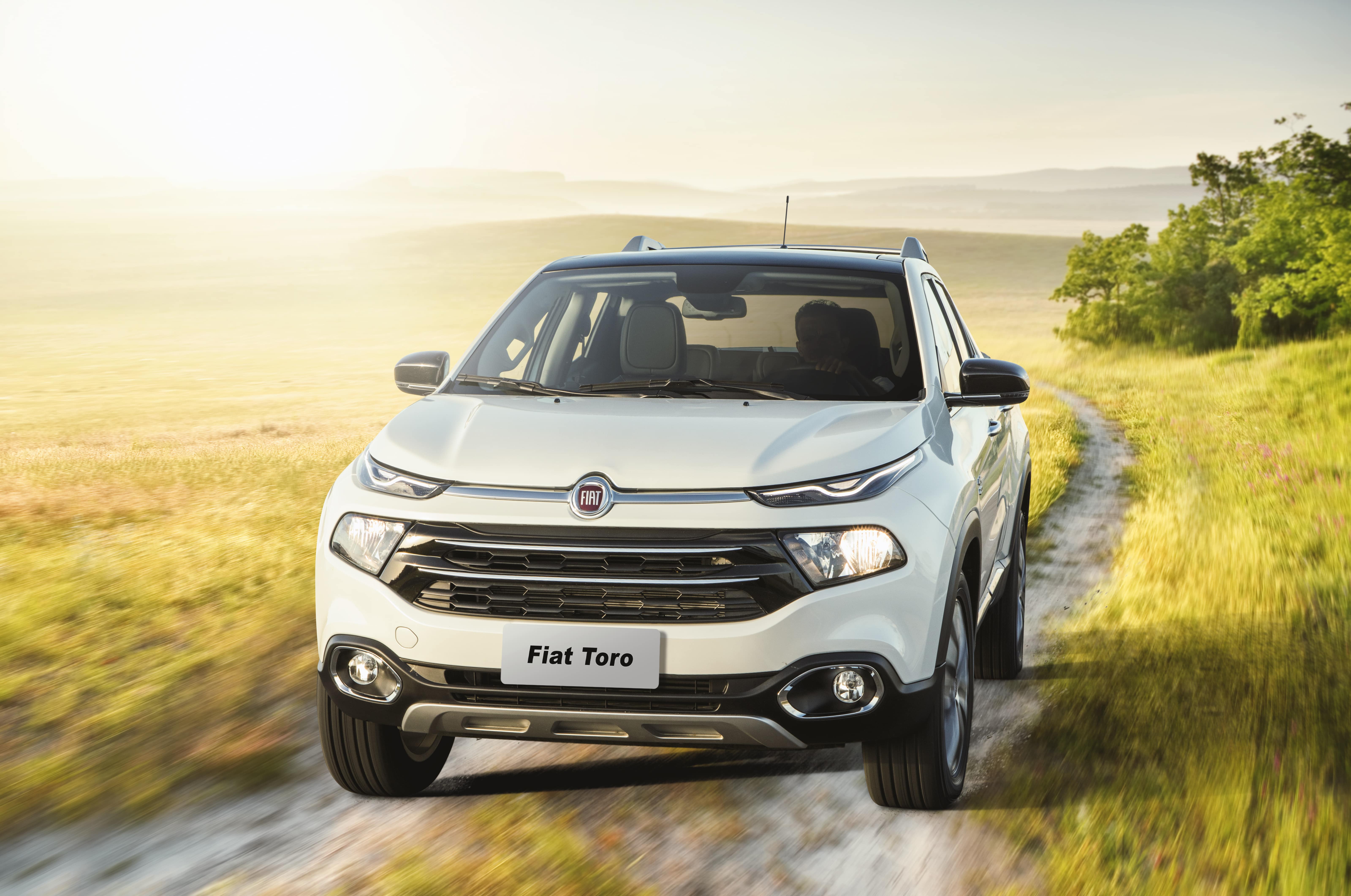 Fiat Toro Volcano 2020 branca