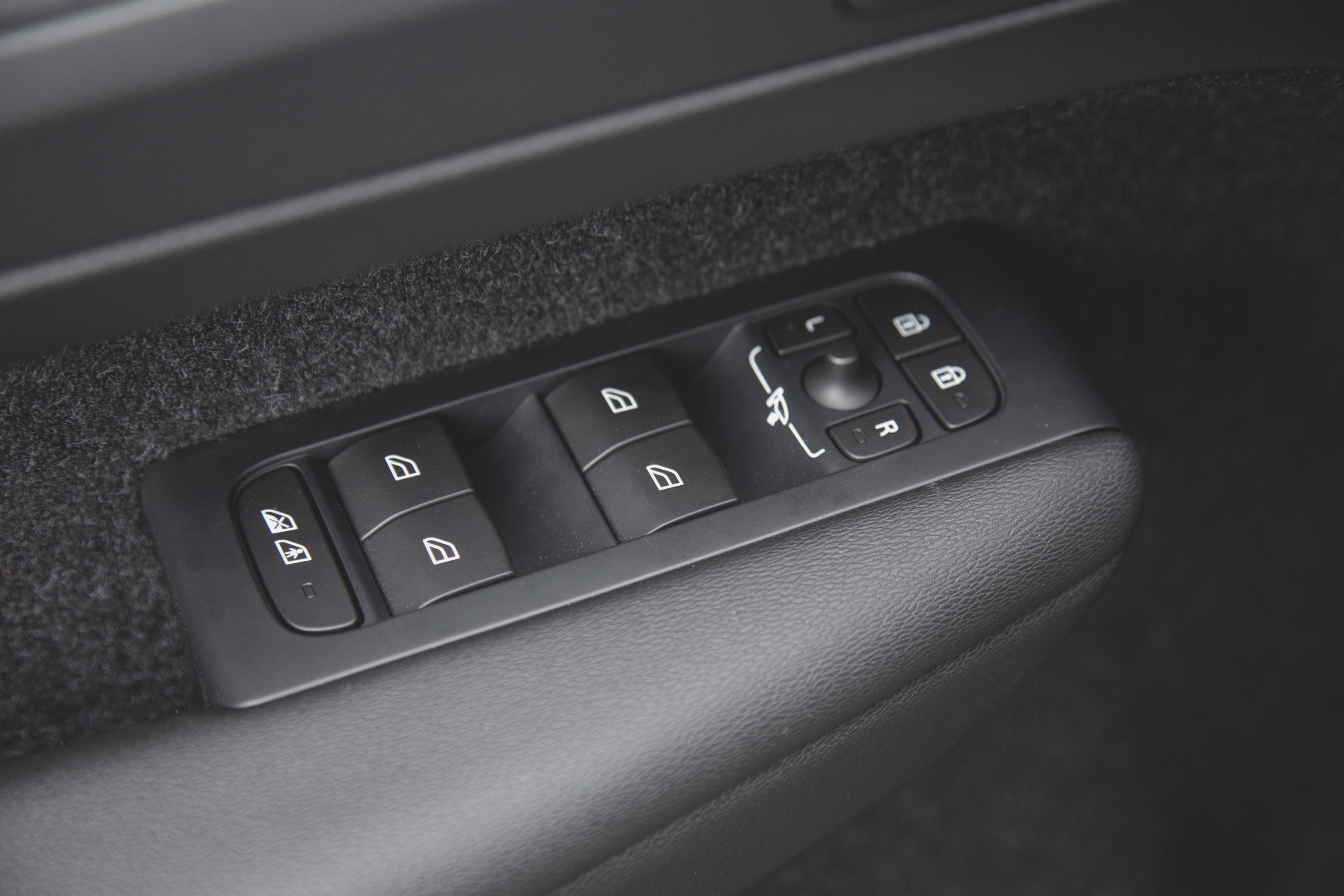 Aro Volvoxc40 39