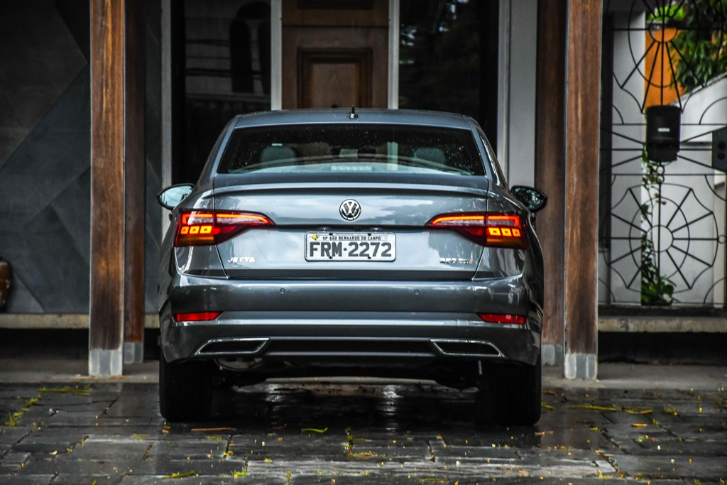Volkswagen Jetta R-Line