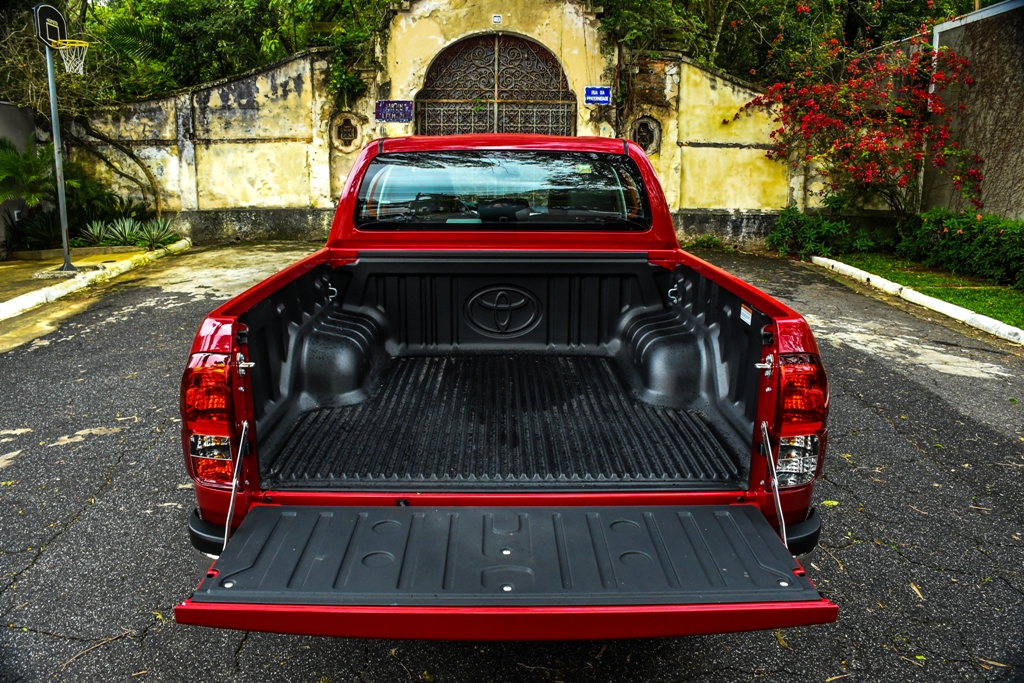 Toyota Hilux SRV 2.7 Flex CD 4x4