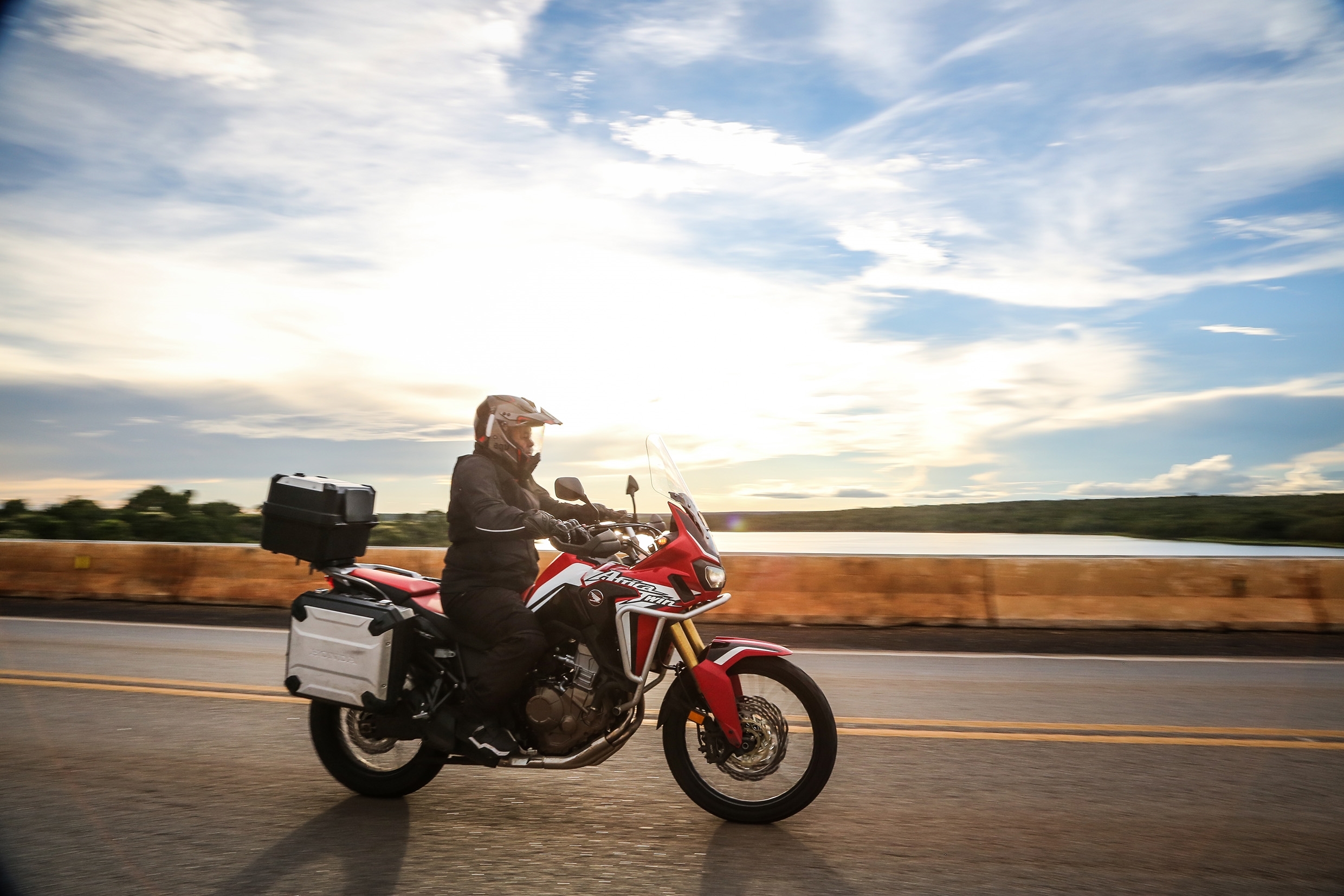 653aoguidÃo Honda Africa Twin 12 201912494318