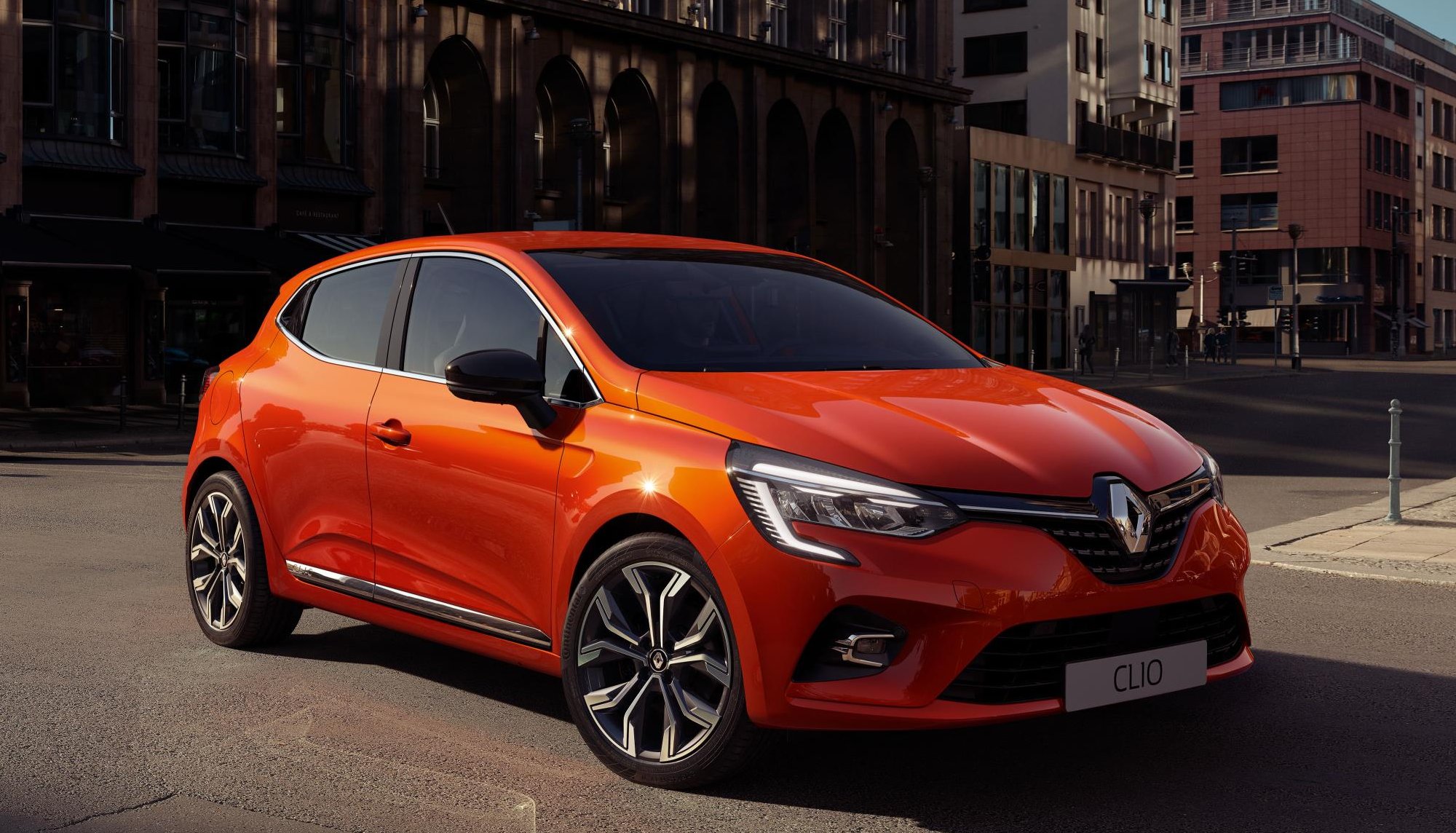 Lead All New Renault Clio Embargo 290119 09h00 Uk Time 2