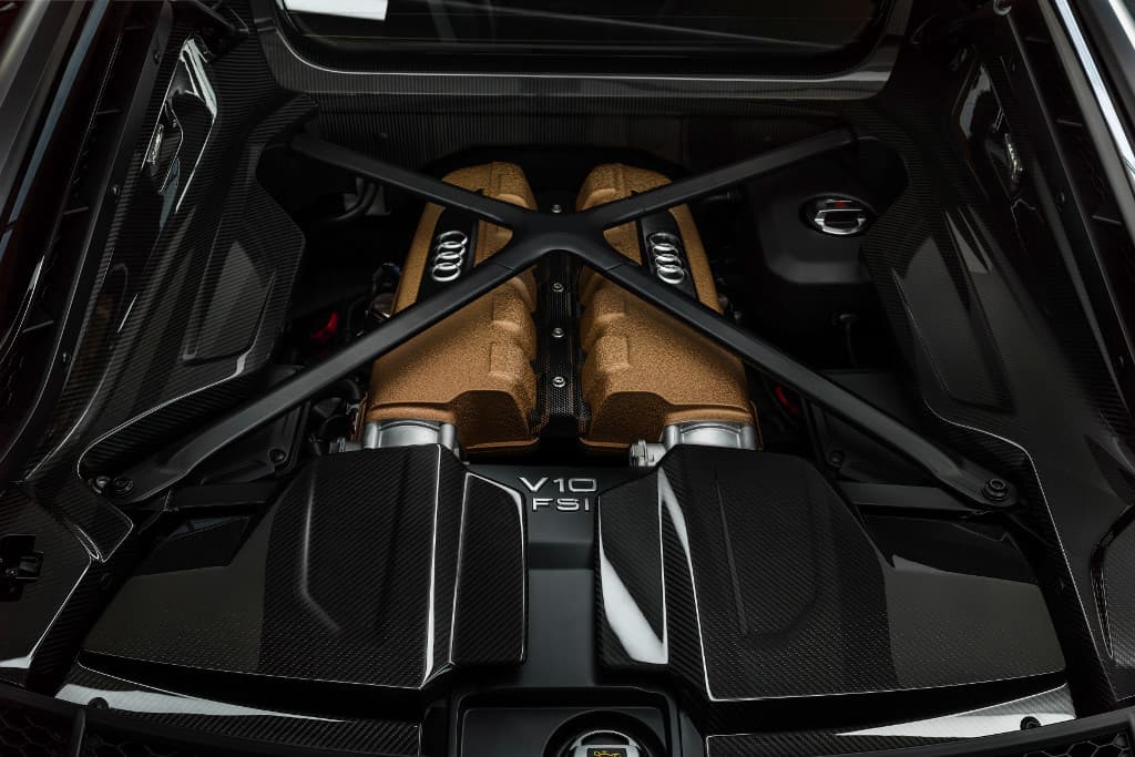Audoi R8 V10 Decennium