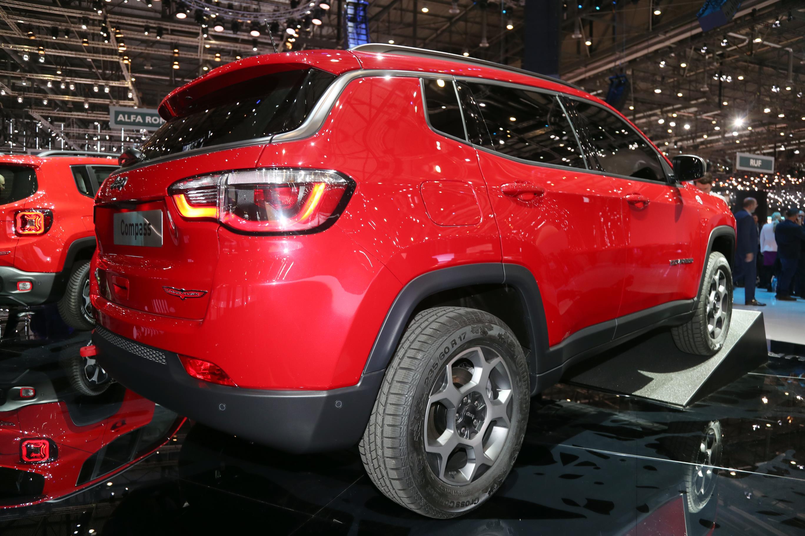 Jeep Compass Híbrido Plu-in