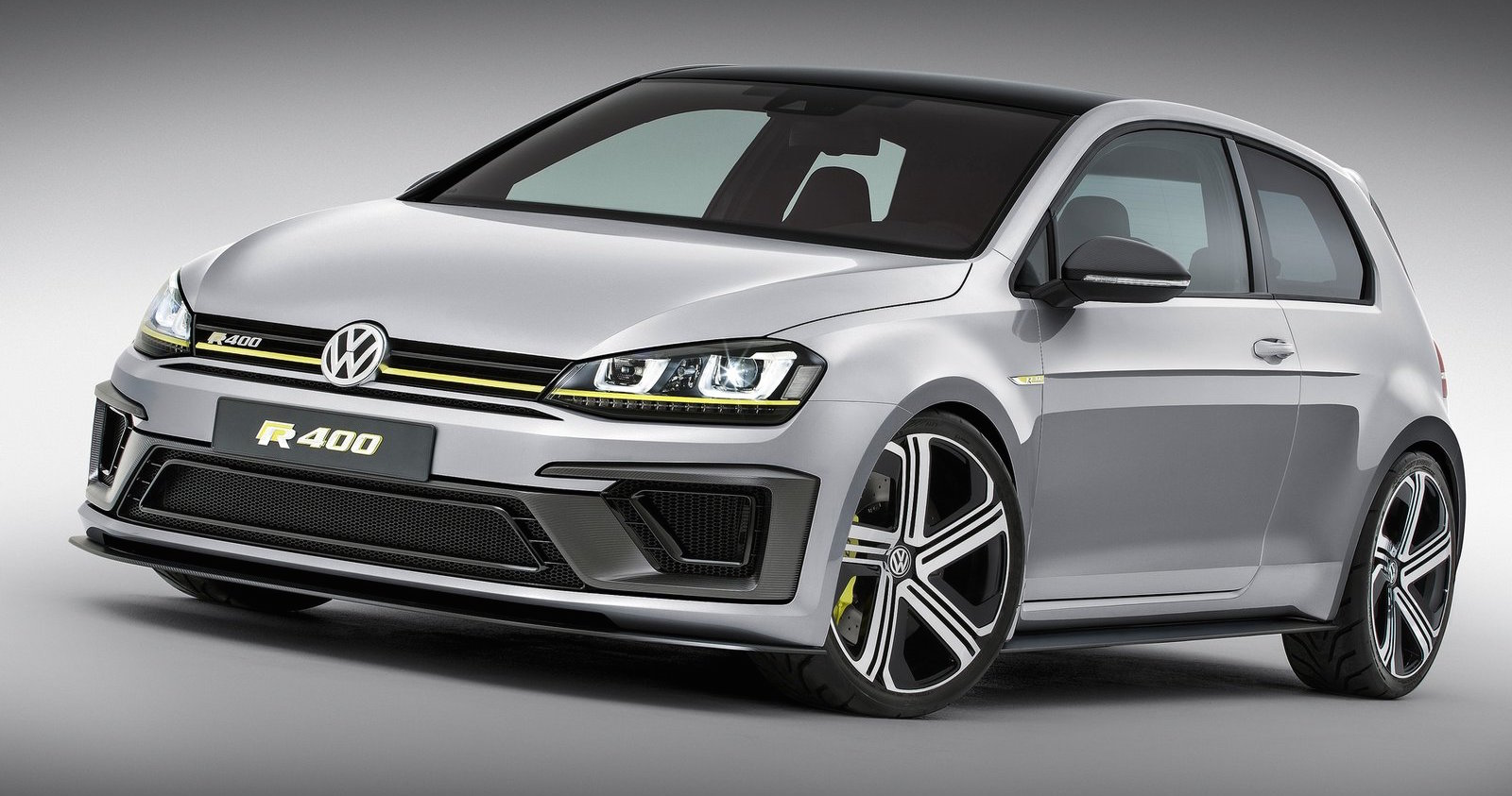 Volkswagen Golf R400 Concept 1