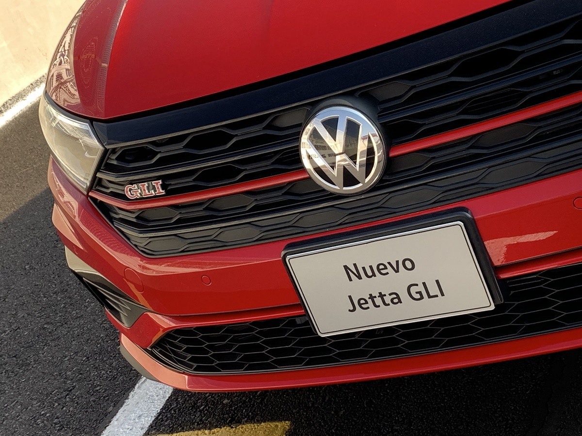 Volkswagen Jetta Gli 2
