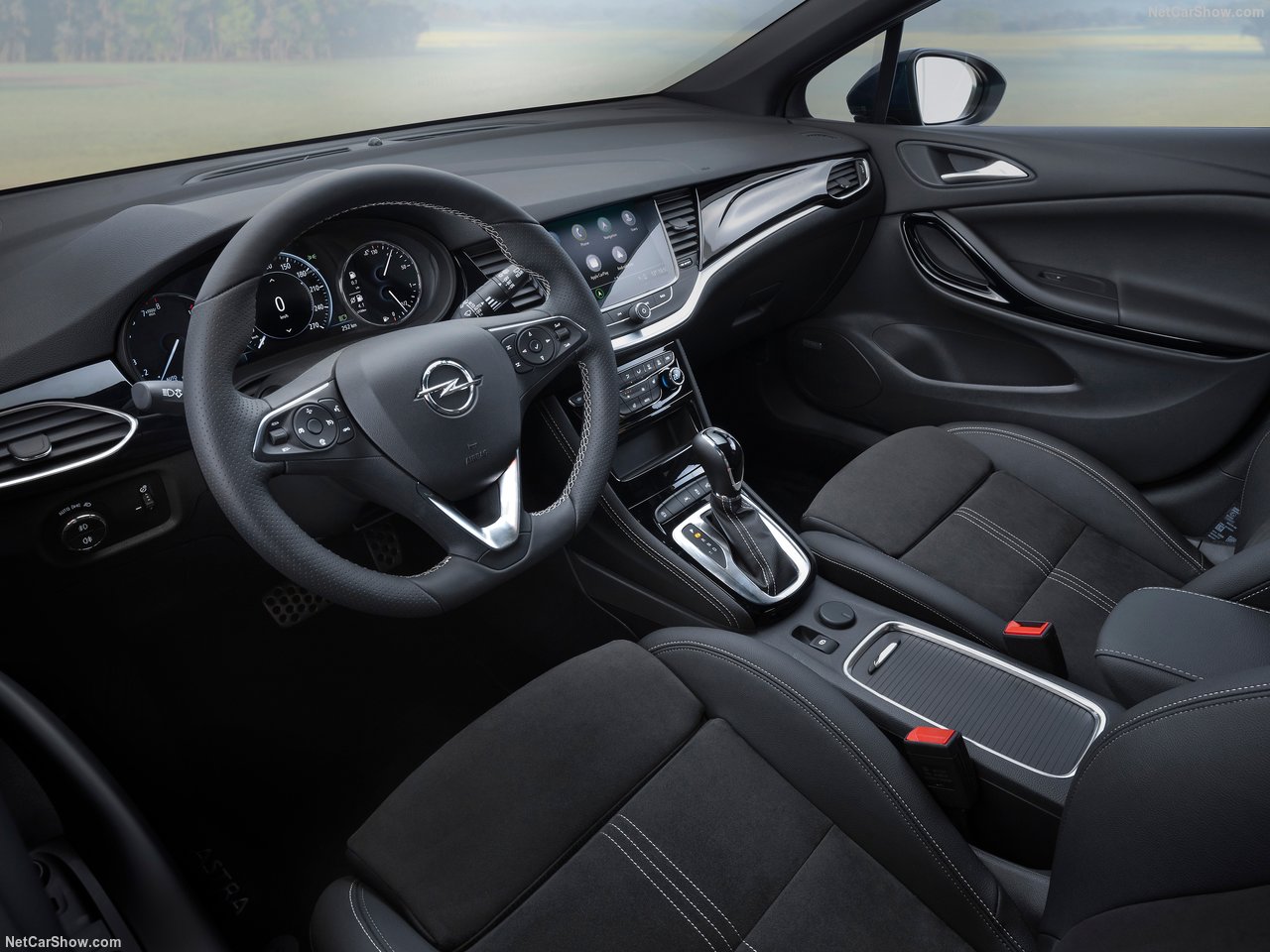 Opel Astra 2020