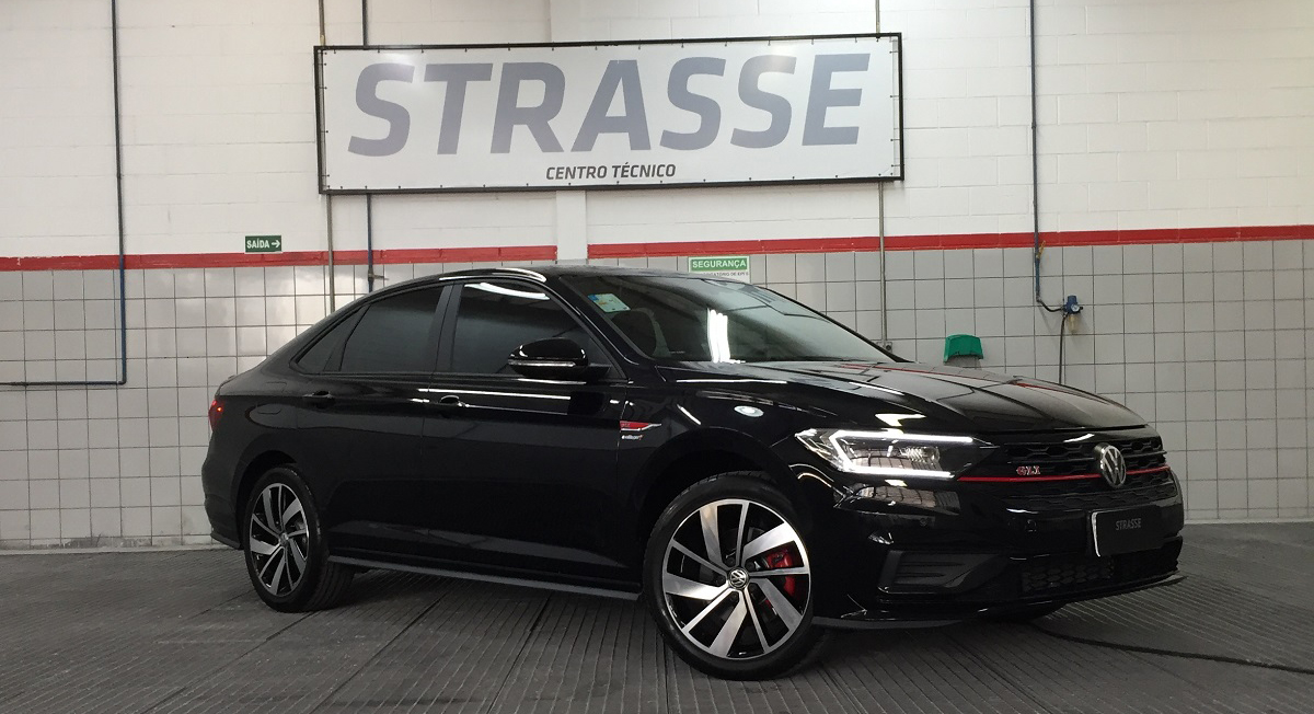 Volkswagen Jetta GLI com prepração Oettinger