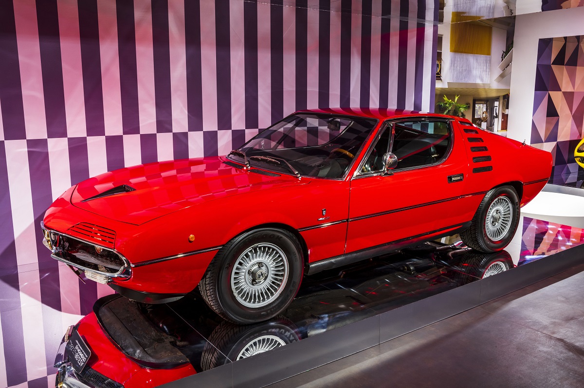 Alfa Romeo Montreal