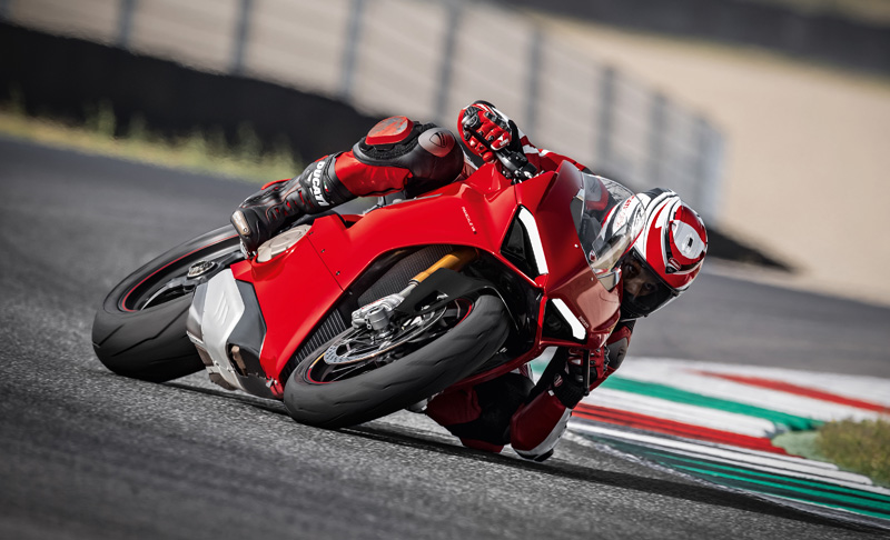 Panigale V4 S Uc35026 Mid
