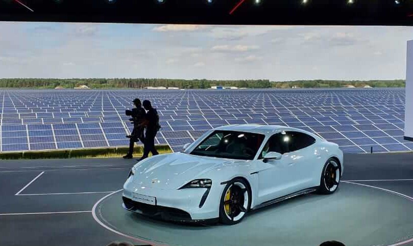 Porsche Taycan 1