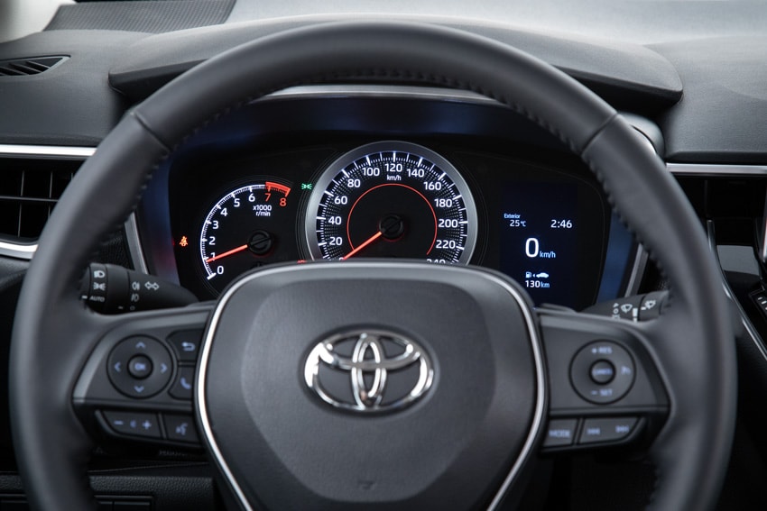 Toyota Corolla XEI