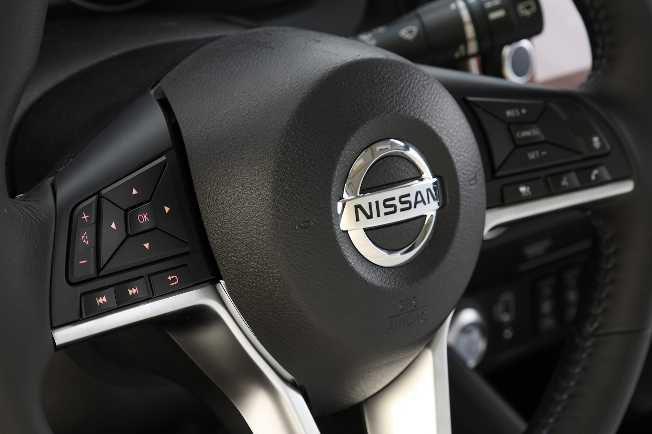 Nissan Leaf 2020 Interior 06 Min