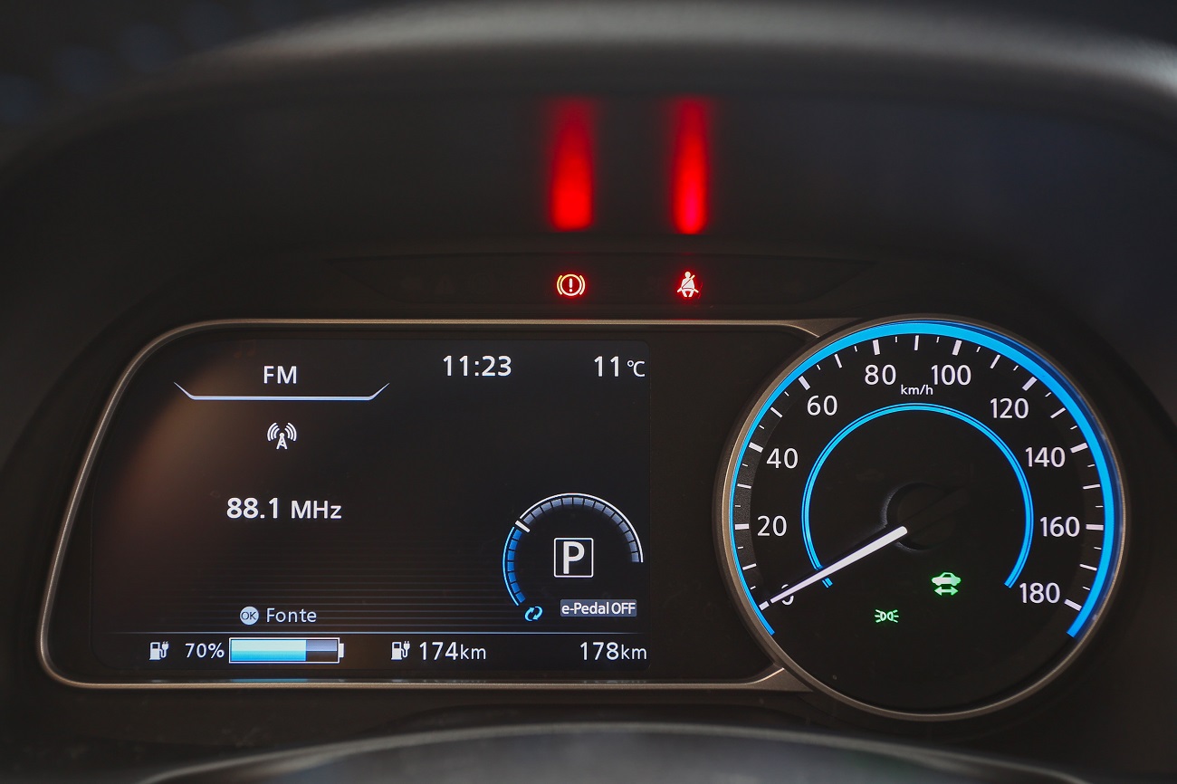 Nissan Leaf 2020 Telas Painel Tft 04 Min