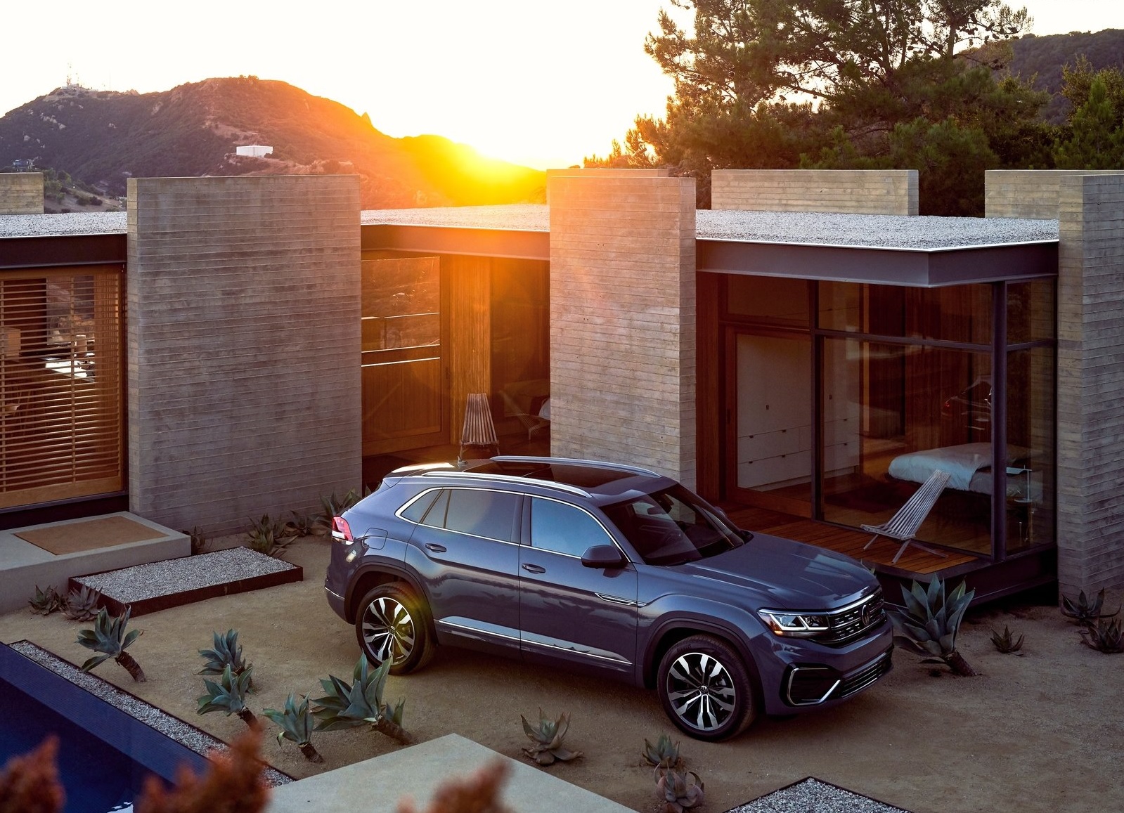 Volkswagen Atlas Cross Sport 2020 cinza visto de frente