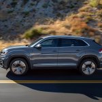 Volkswagen Atlas Cross Sport 2020 chapado de lateral