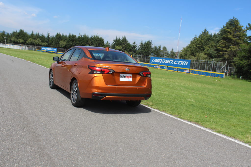 Nissan Versa 2020 mexicano