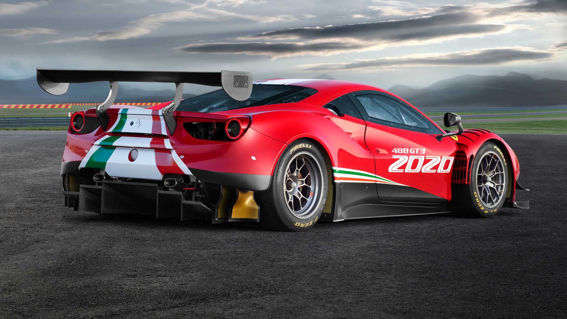 Ferrari 488 Evo de traseira