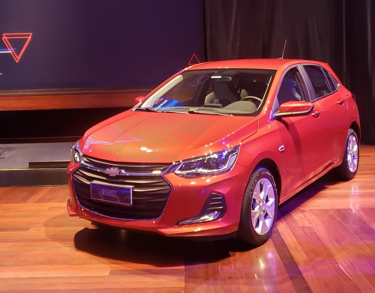 Chevrolet Onix Hatch 2020 2
