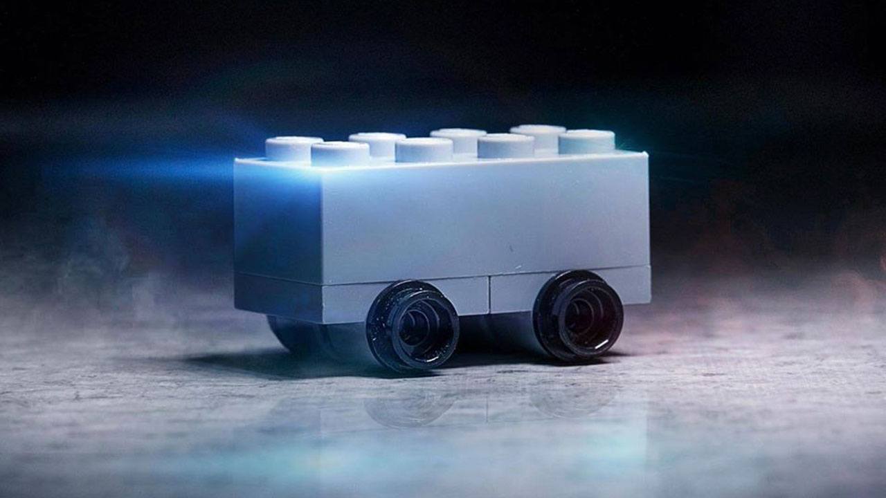 Lego Tesla B9