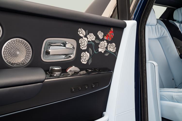 Rolls-Royce Phantom Rose