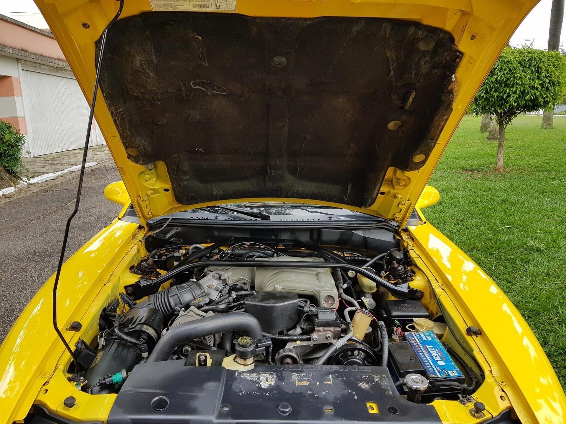 Ford Mustang 5.0 Gt Coupe V8 Gasolina 2p Manual Wmimagem09584270074