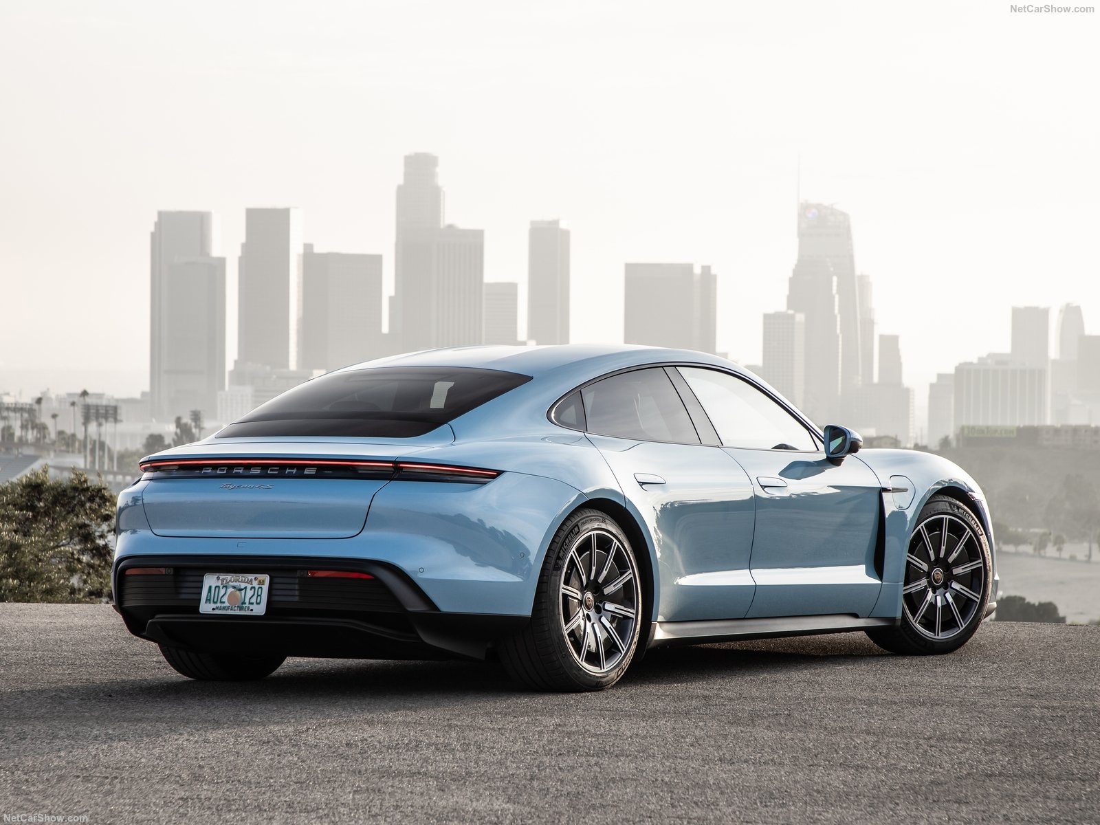 Porsche Taycan 4s 2020 1600 6a