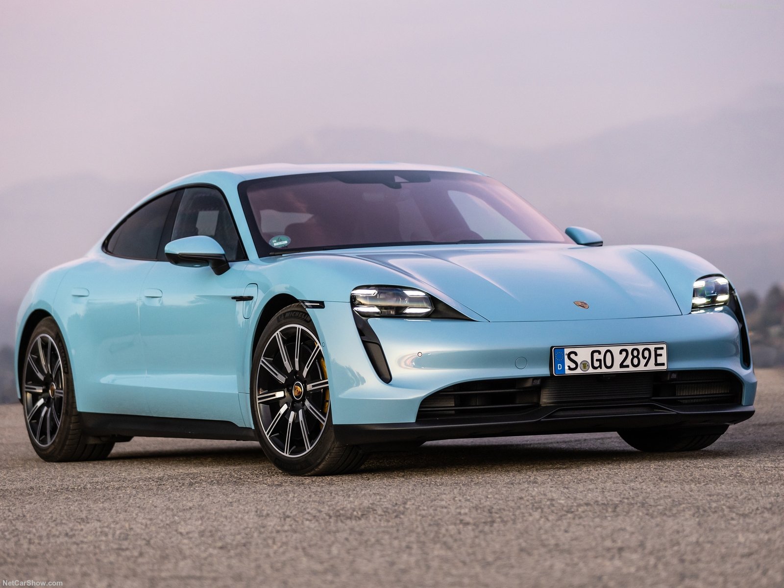 Porsche Taycan 4s 2020 1600 22