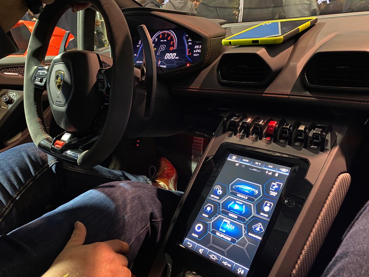 Lambo Alexa Painel