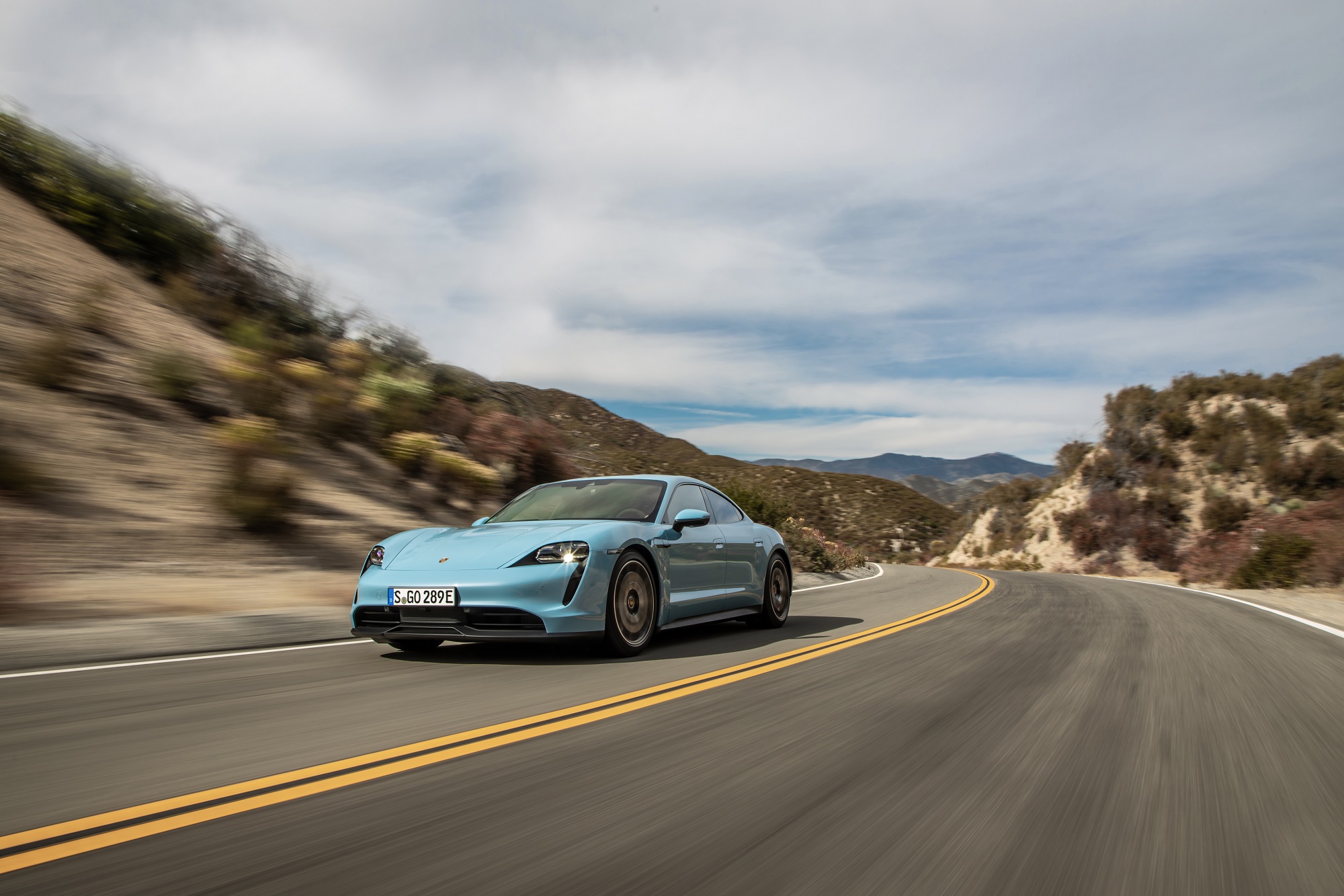 Porsche Taycan 4s 3