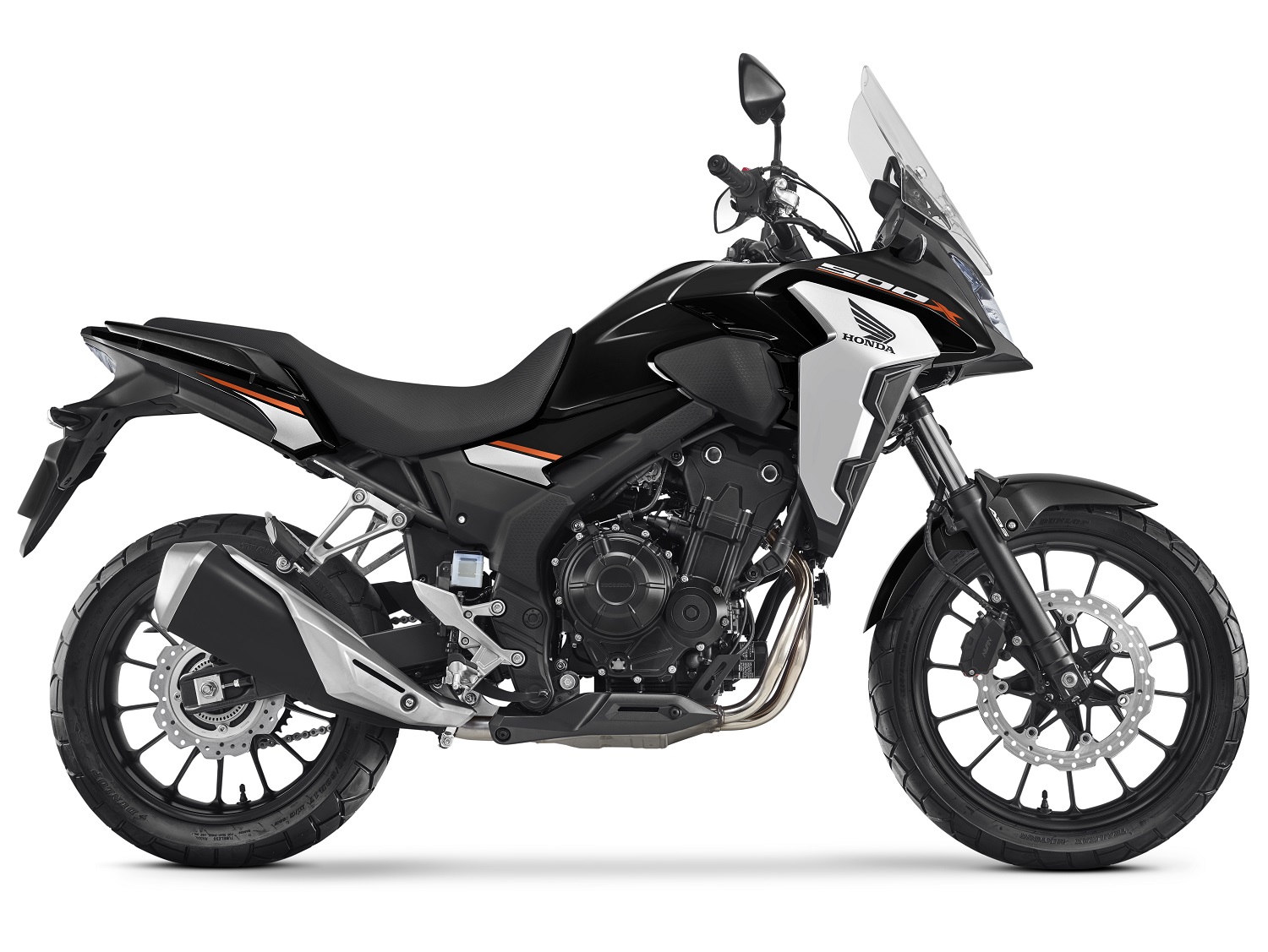 Honda Cb 500x 2020 de perfil na cor prata e preta