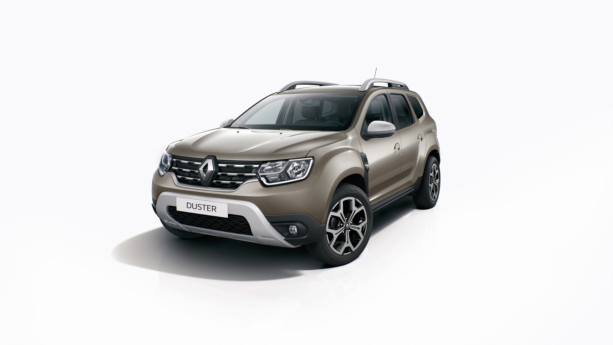 Renault Duster reestilizado de frente com gfaróis mais retilíneos e grade com nichos de losangos cromados