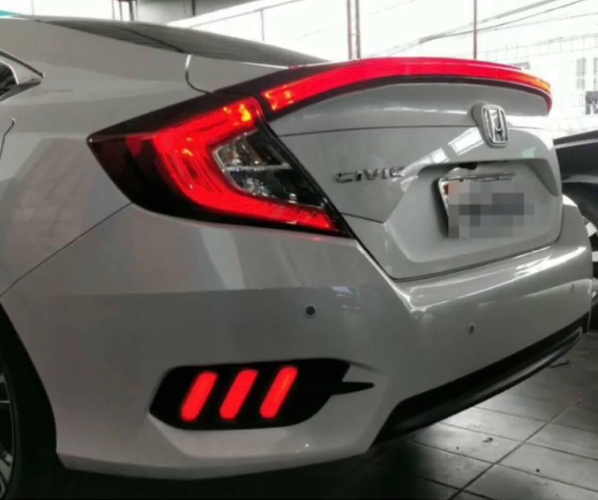 Civic com luzes de LED