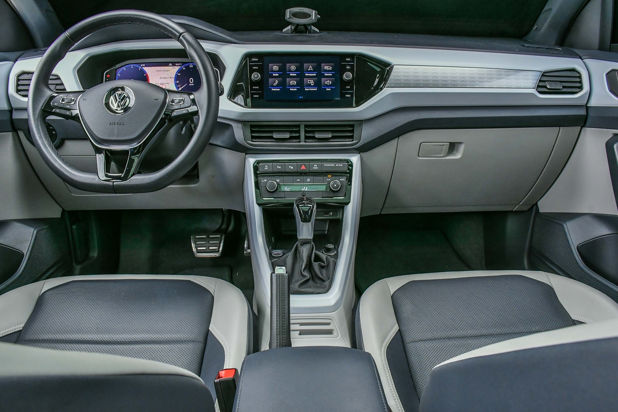 Volkswagen T Cross Highline 250tsi 8