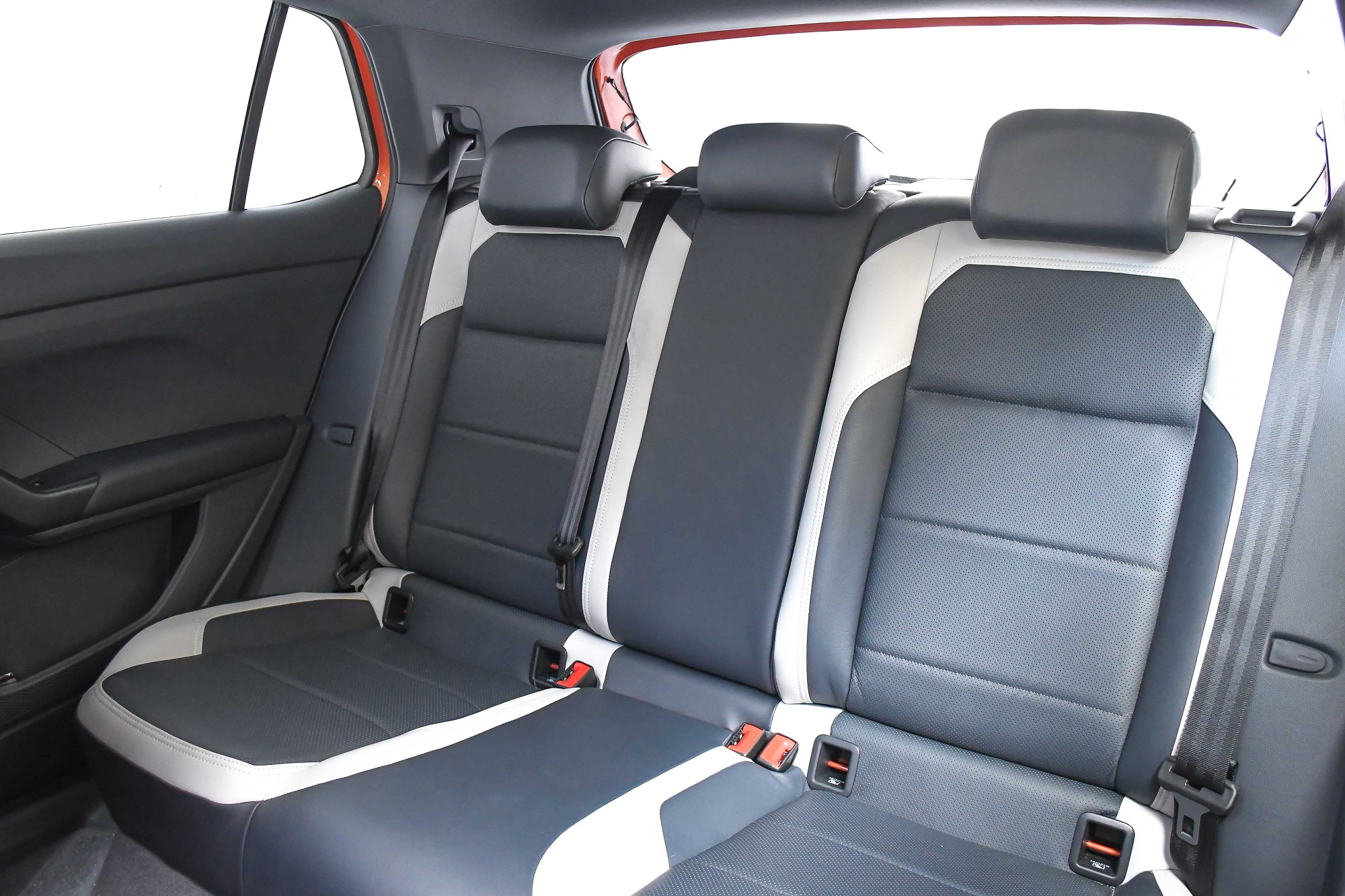 Volkswagen T Cross Highline 250tsi 23