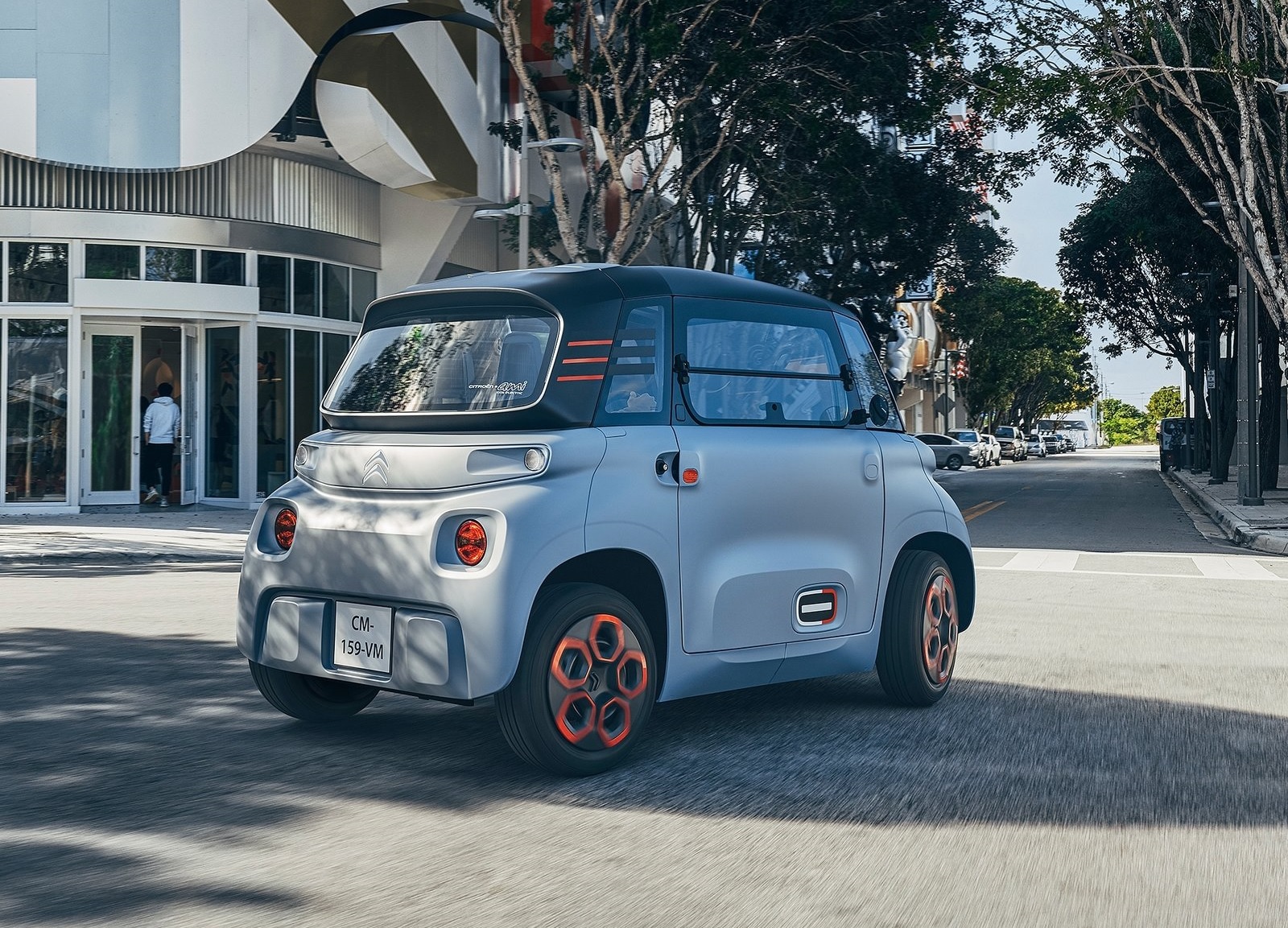 Citroën elétrico Ami: de frente ou de costas: desenho é muito parecido dos dois lados