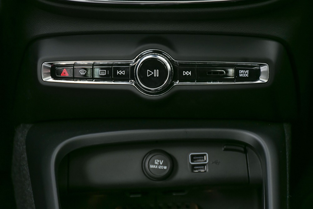Volvo Xc40 22